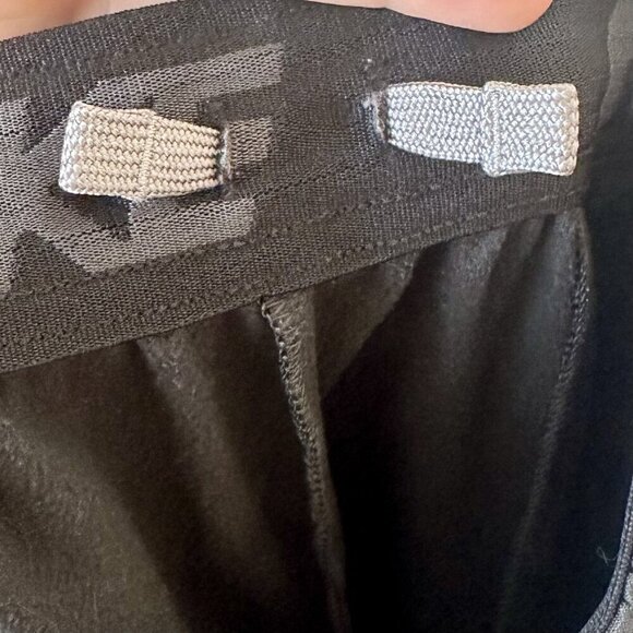 Nike Dri-Fit Therma Fleece Black Sweatpants - Size XL (Juniors) - Picture 5 of 9